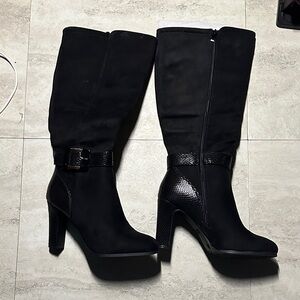 Chic Black Heeled Boots for Women